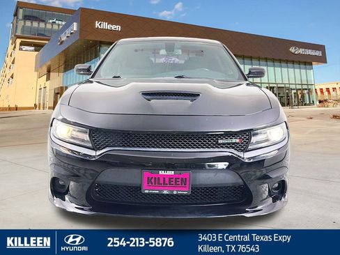 Used 2019 Dodge Charger GT RWD image 2