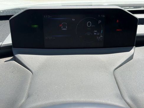 Used 2026 Toyota bZ AWD/4WD image 11