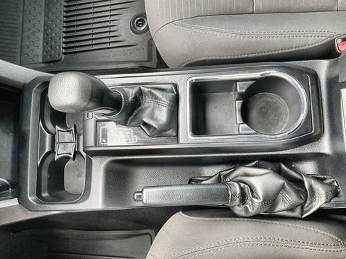 Used 2019 Toyota Tacoma SR w/ SR Convenience Package RWD image 27