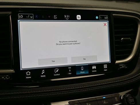 New 2027 Chrysler Pacifica Select FWD image 22