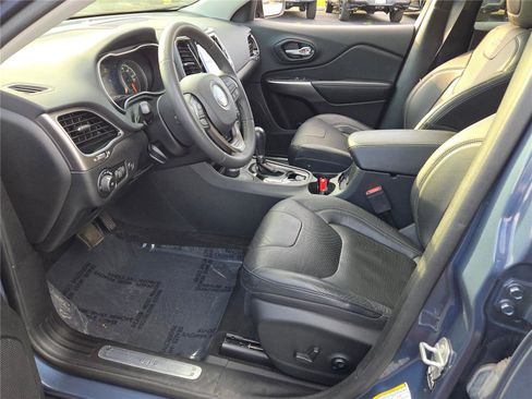 Certified 2021 Jeep Cherokee Limited w/ Mopar Interior Package image 26