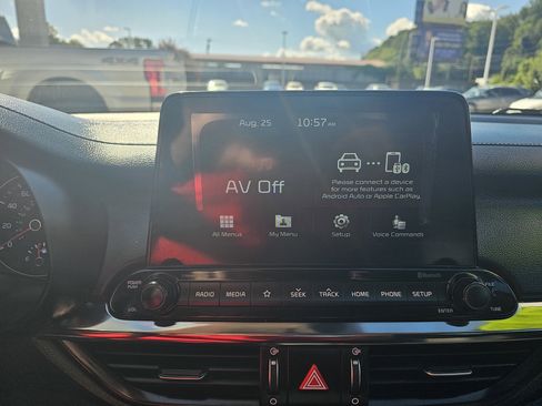 Used 2019 Kia Forte S w/ S Premium Package image 21