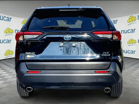 Used 2023 Toyota RAV4 XLE image 5