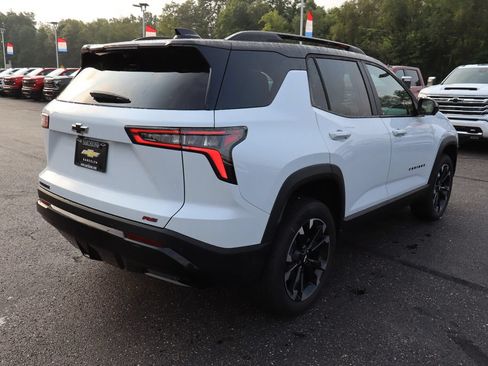 New 2027 Chevrolet Equinox RS w/ Safety and Technology Package FWD image 31