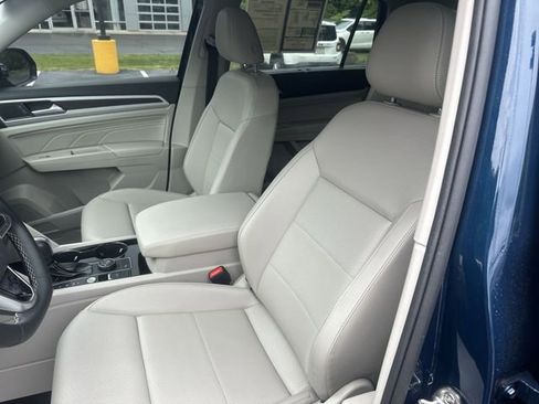 Used 2022 Volkswagen Atlas SE w/ Panoramic Sunroof Package AWD/4WD image 15