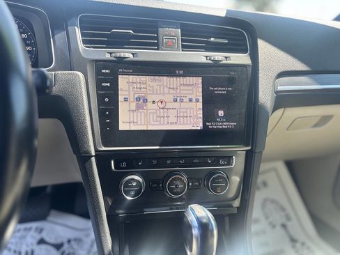 Used 2019 Volkswagen e-Golf SEL Premium FWD image 14