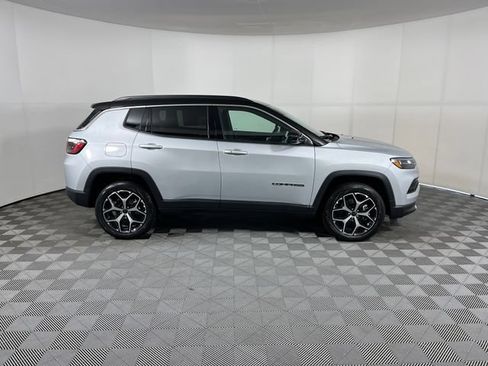 New 2026 Jeep Compass Limited AWD/4WD image 4