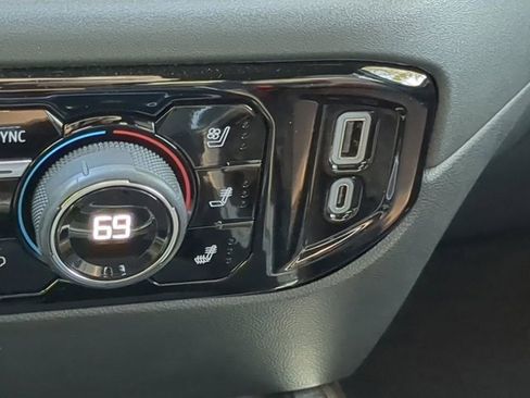 Used 2024 Chevrolet Silverado 3500 High Country image 15