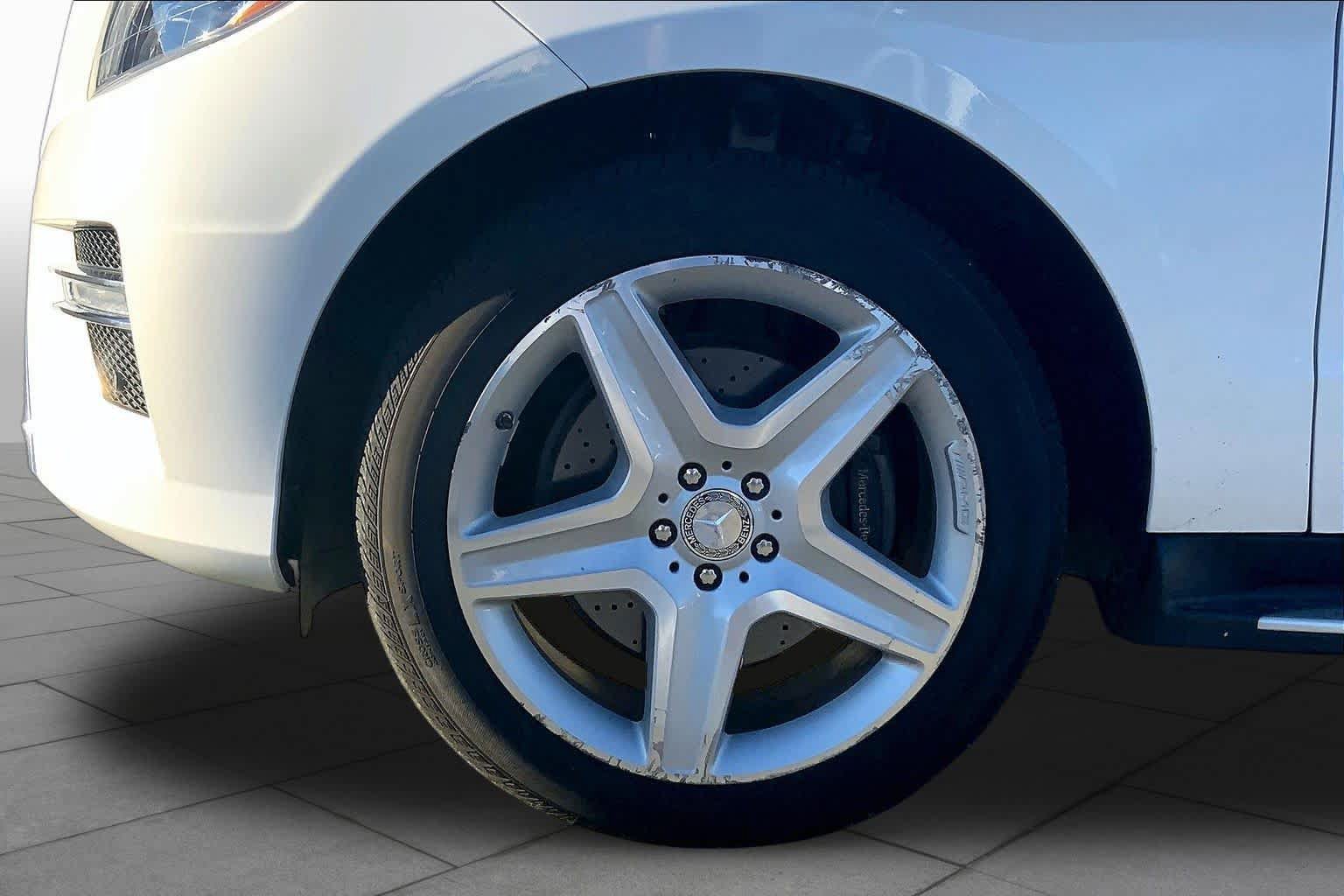Used 2015 Mercedes-Benz ML 400 4MATIC image 11