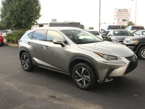 Used 2019 Lexus NX 300h AWD w/ Premium Package image 9