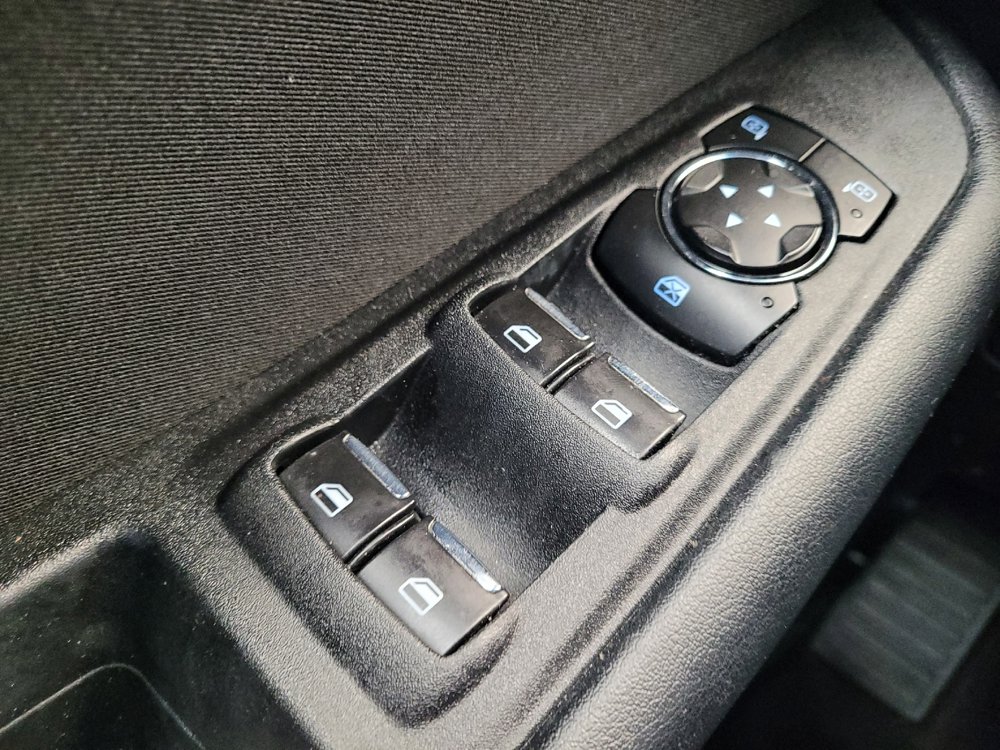 Used 2017 Ford Edge SE w/ Cargo Accessory Package AWD/4WD image 27