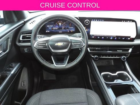 Used 2024 Chevrolet Traverse LS w/ LPO, Floor Liner Package FWD image 18