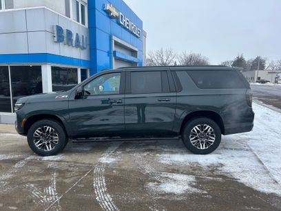 New 2026 Chevrolet Suburban Z71 w/ Comfort Package