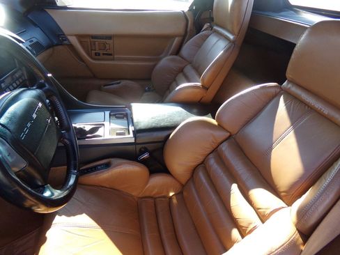 Used 1990 Chevrolet Corvette Convertible image 21