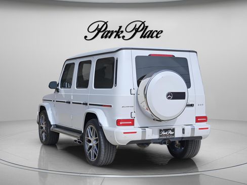 Used 2024 Mercedes-Benz G 63 AMG AMG G 63 image 3