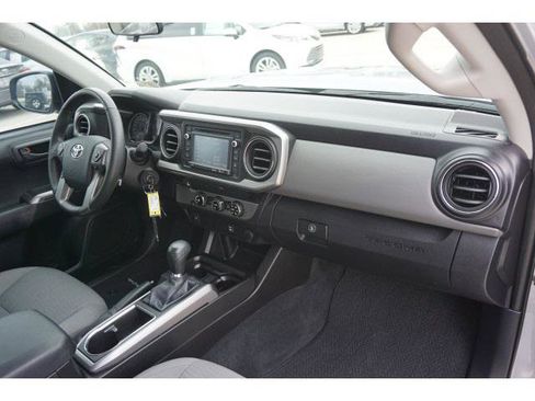 Certified 2016 Toyota Tacoma SR5 image 14