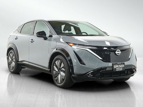 Used 2025 Nissan Ariya Platinum AWD/4WD image 7