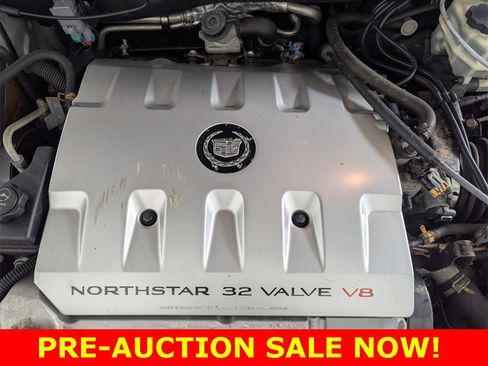 Used 2002 Cadillac De Ville w/ Comfort/Convenience Pkg image 10