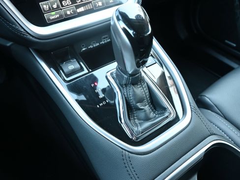 Certified 2025 Subaru Outback Touring XT image 27