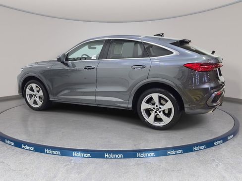 Used 2025 Audi Q5 Prestige w/ 20" Wheel Package AWD/4WD image 9