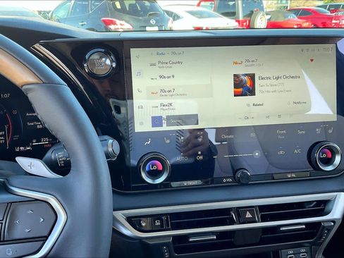 Used 2025 Lexus RX 350 Premium Plus image 5