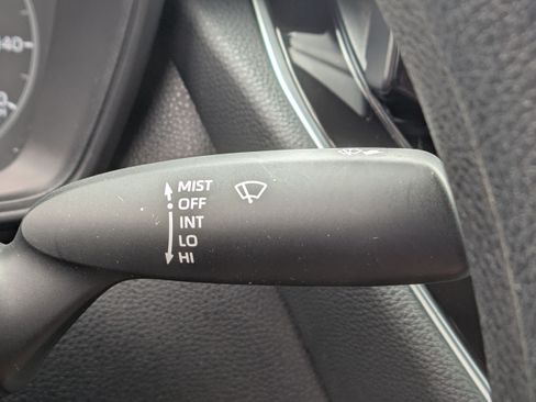 Used 2024 Toyota Corolla LE FWD image 27