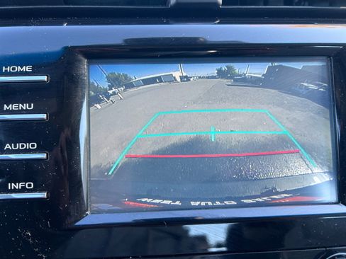 Used 2018 Toyota Camry LE image 22