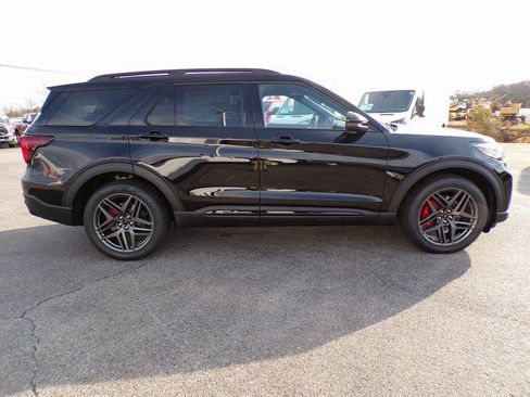 New 2026 Ford Explorer ST w/ Sun And Sound Package image 5