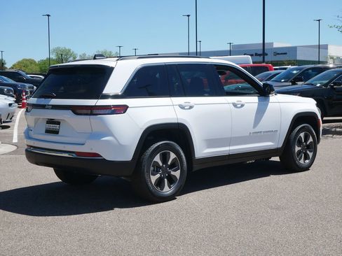 New 2025 Jeep Grand Cherokee Limited 4xe image 6
