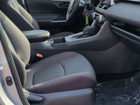 Certified 2025 Toyota RAV4 LE image 28