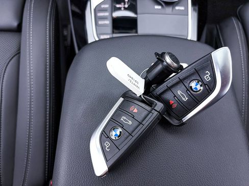 Used 2023 BMW X3 sDrive30i w/ M Sport Package RWD image 31