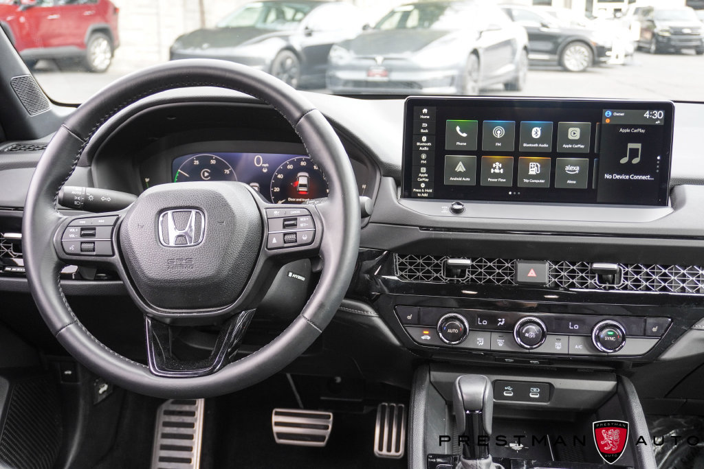 Used 2025 Honda Accord Sport image 2