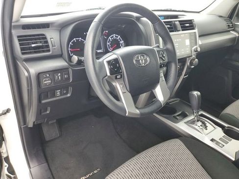 Used 2022 Toyota 4Runner SR5 image 18