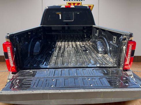 Used 2024 Ford F250 Lariat image 18