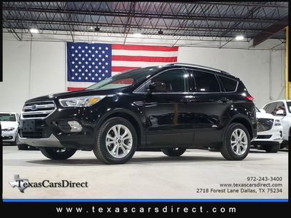 Used 2018 Ford Escape SE w/ SE Sync 3 Package