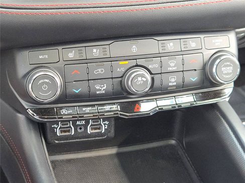 Certified 2024 Dodge Durango GT AWD/4WD image 34