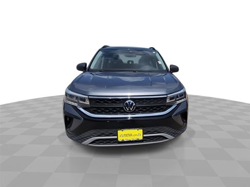 Used 2023 Volkswagen Taos S FWD image 3