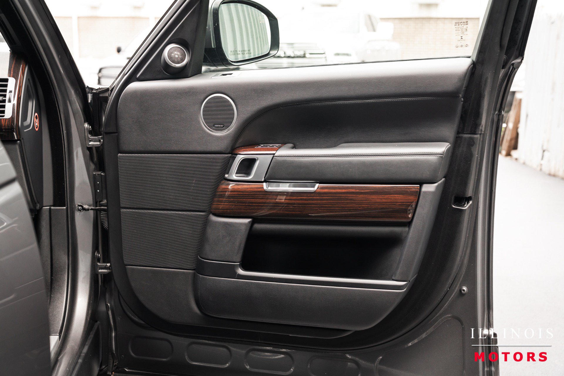 Used 2015 Land Rover Range Rover HSE AWD/4WD image 26