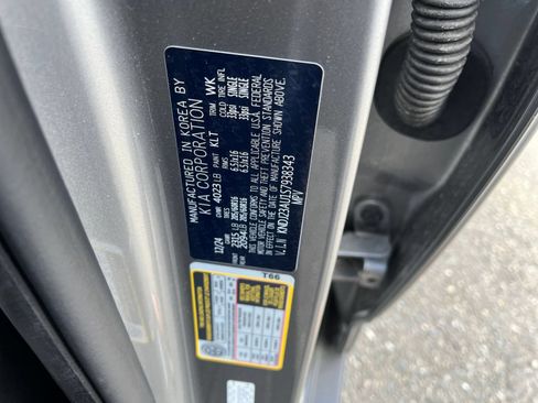Used 2025 Kia Soul LX w/ LX Technology Package FWD image 29