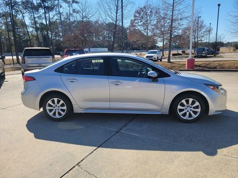 Certified 2024 Toyota Corolla LE image 8