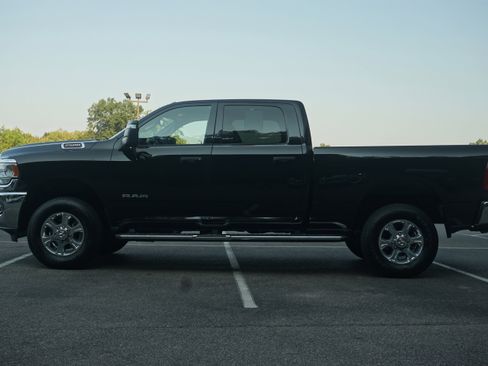 Used 2024 RAM 2500 Big Horn w/ Bed Utility Group image 6