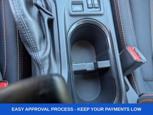 Used 2019 Subaru Crosstrek 2.0i Premium w/ Eyesight System image 30