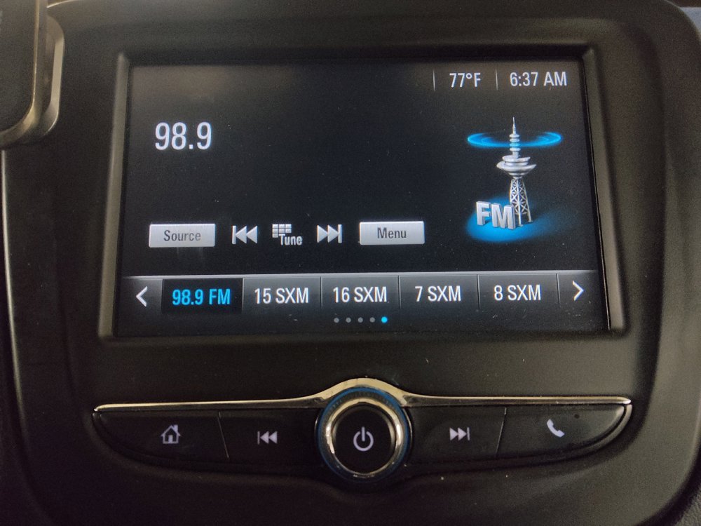 Used 2018 Chevrolet Malibu LT FWD image 25