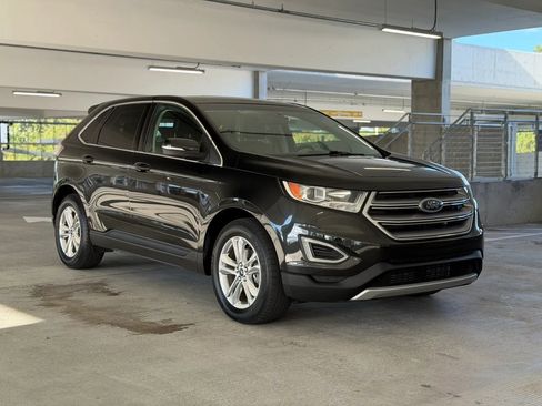 Used 2015 Ford Edge SEL w/ Equipment Group 201A FWD image 3