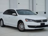 Used 2014 Volkswagen Passat 1.8T S image 2
