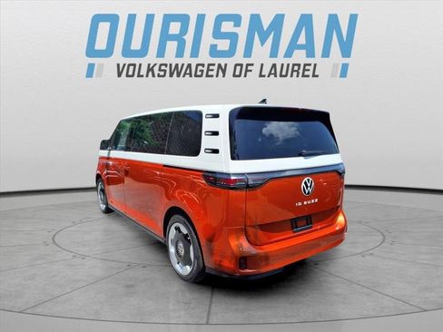 Used 2025 Volkswagen ID. Buzz Pro S Plus image 5