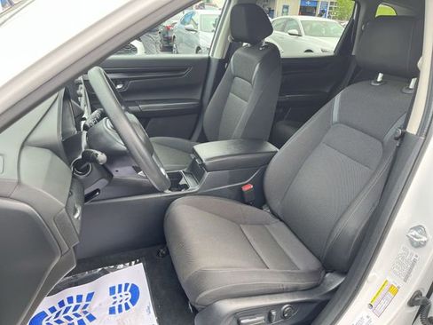 Used 2025 Honda CR-V EX image 15