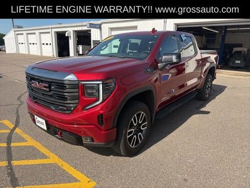 Used 2023 GMC Sierra 1500 AT4 w/ AT4 Preferred Package AWD/4WD image 4