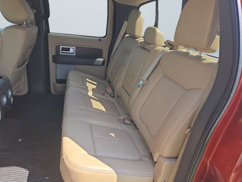 Used 2014 Ford F150 Lariat w/ Equipment Group 502A Luxury AWD/4WD image 14