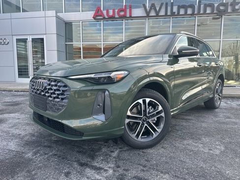 New 2025 Audi Q5 Premium Plus image 2